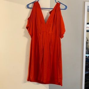 Lulu’s medium red dress - never worn